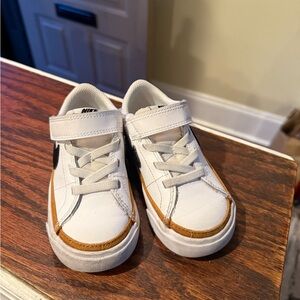Nike White Kids Shoes